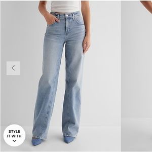 Express High Waisted Light Wash Twist Seam Wide Leg Jeans